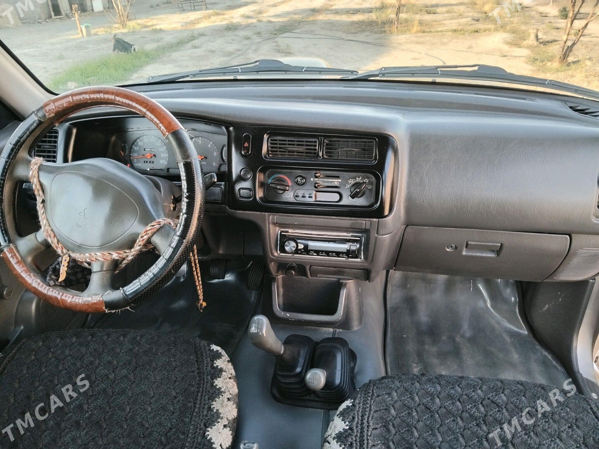 Mitsubishi L200 2003 - 100 000 TMT - Bäherden - img 5