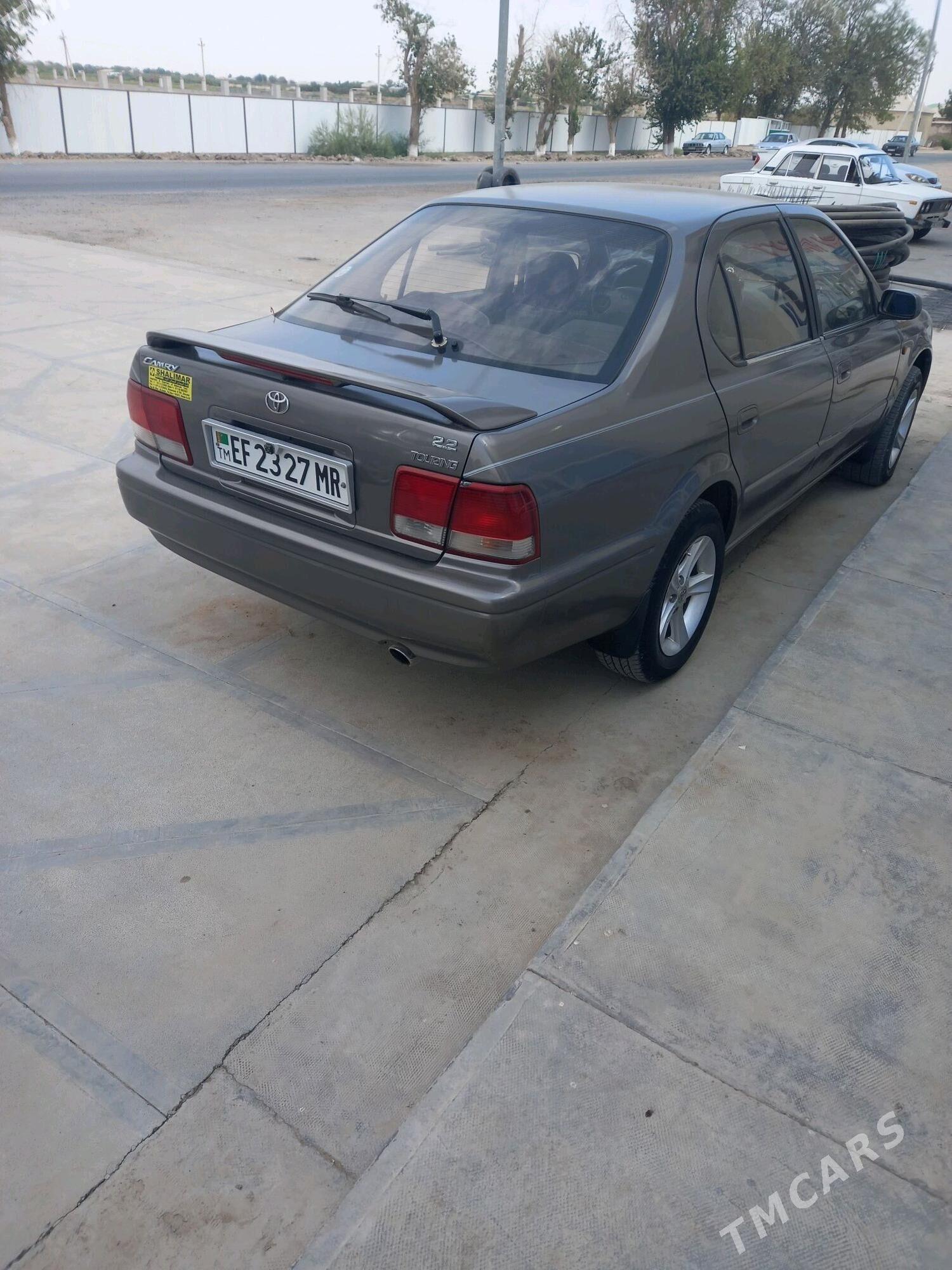 Toyota Camry 1995 - 70 000 TMT - Сакарчага - img 5