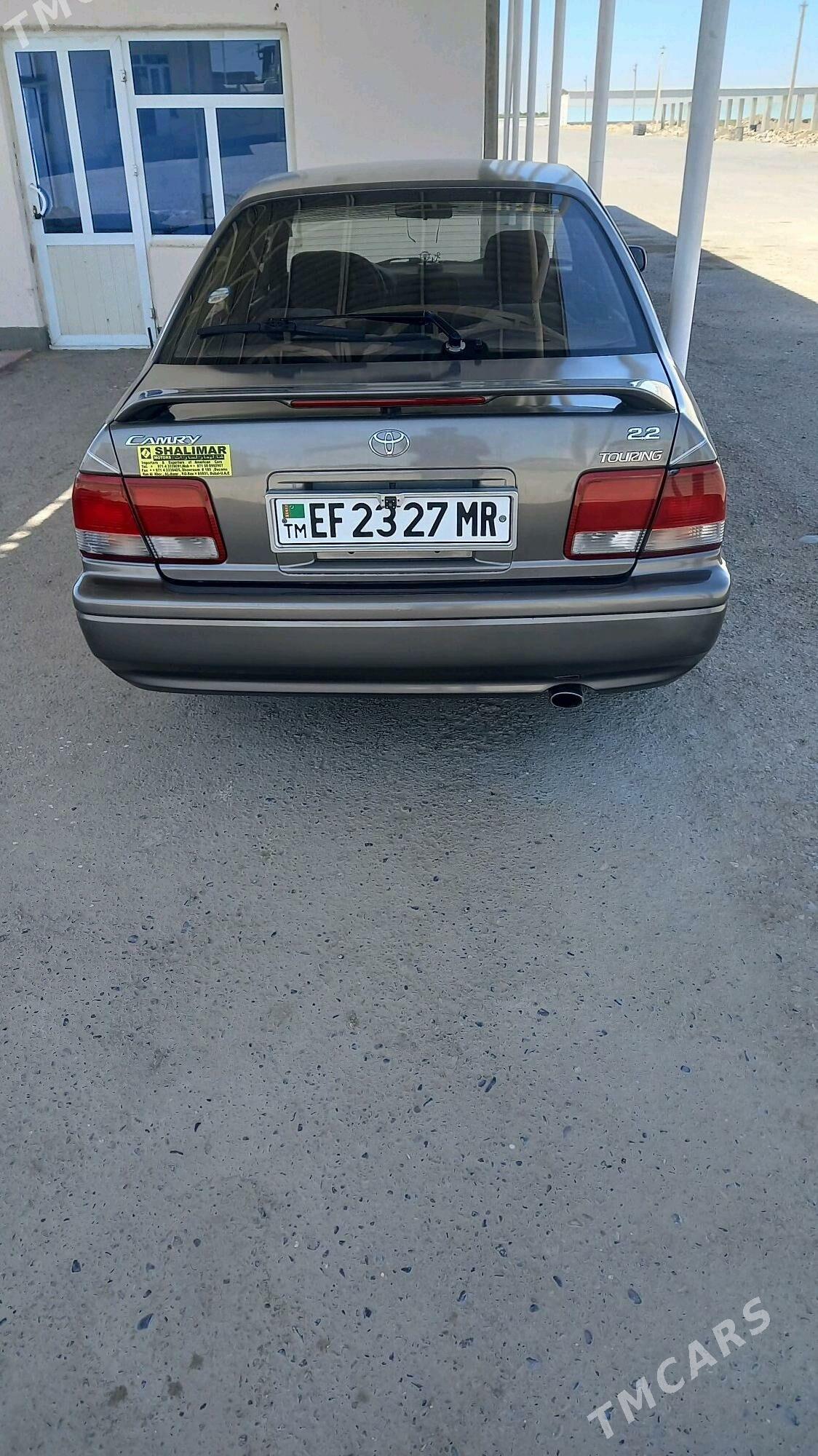 Toyota Camry 1995 - 70 000 TMT - Сакарчага - img 1