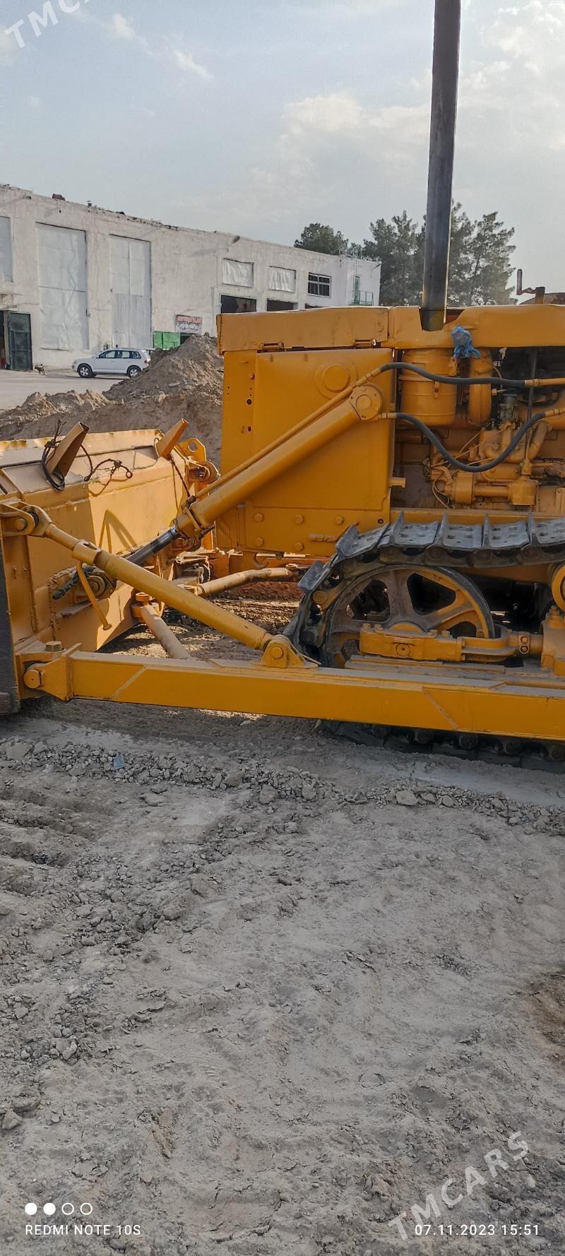 Caterpillar Dozer 1991 - 120 000 TMT - Aşgabat - img 4