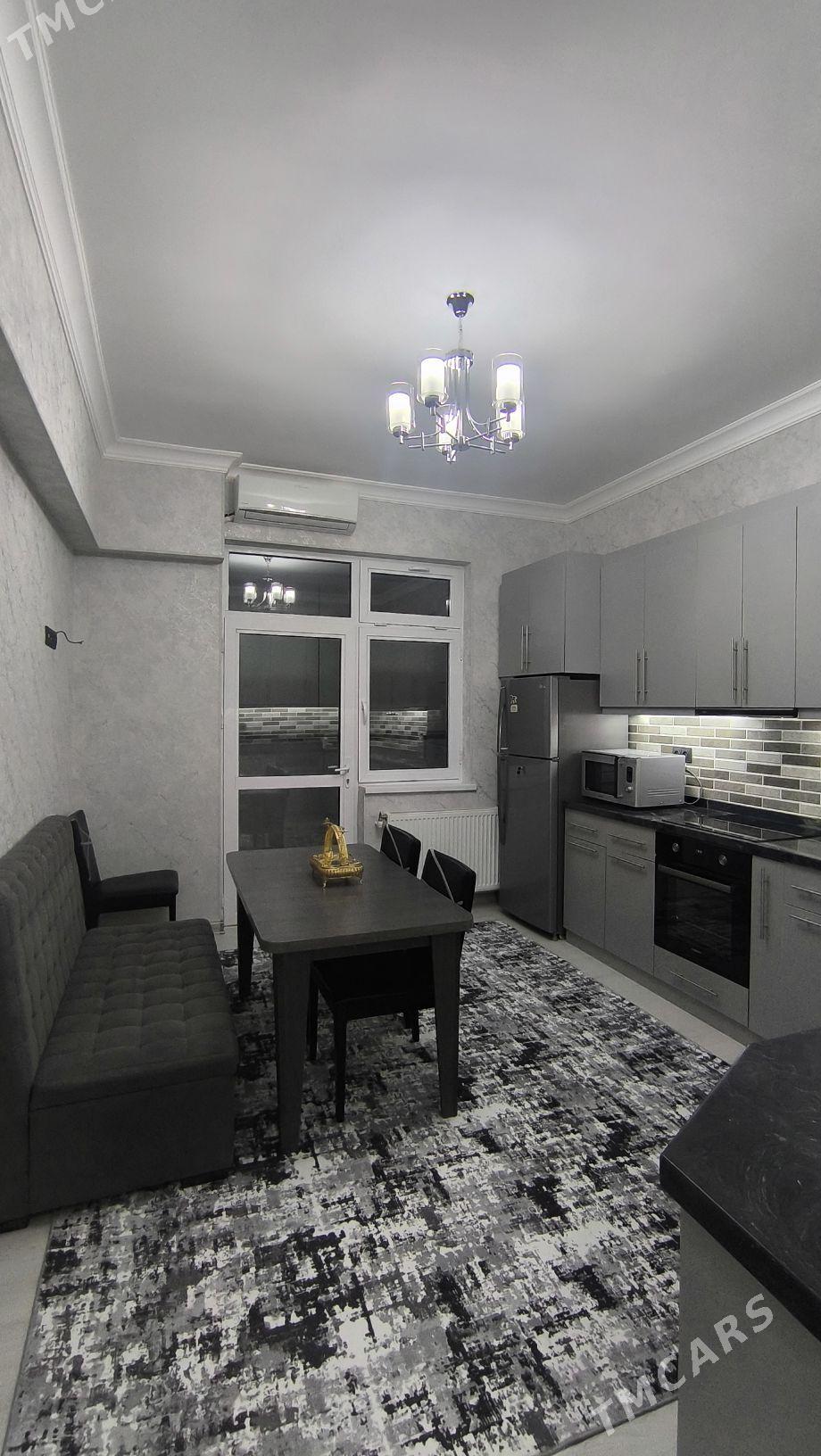 MIR 8/5 Surikow konesnyý - Parahat 8 - img 3