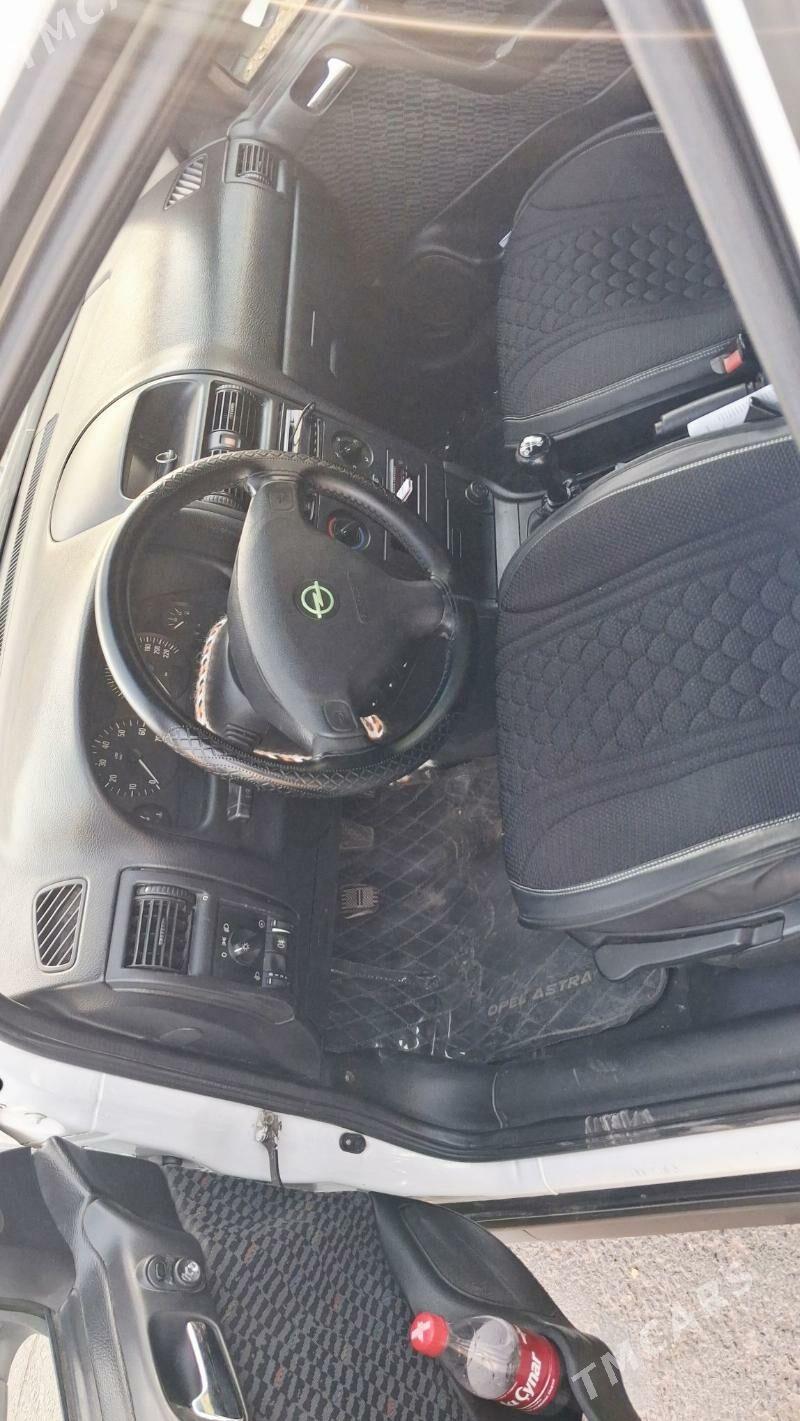 Opel Astra 2002 - 75 000 TMT - 30 mkr - img 2