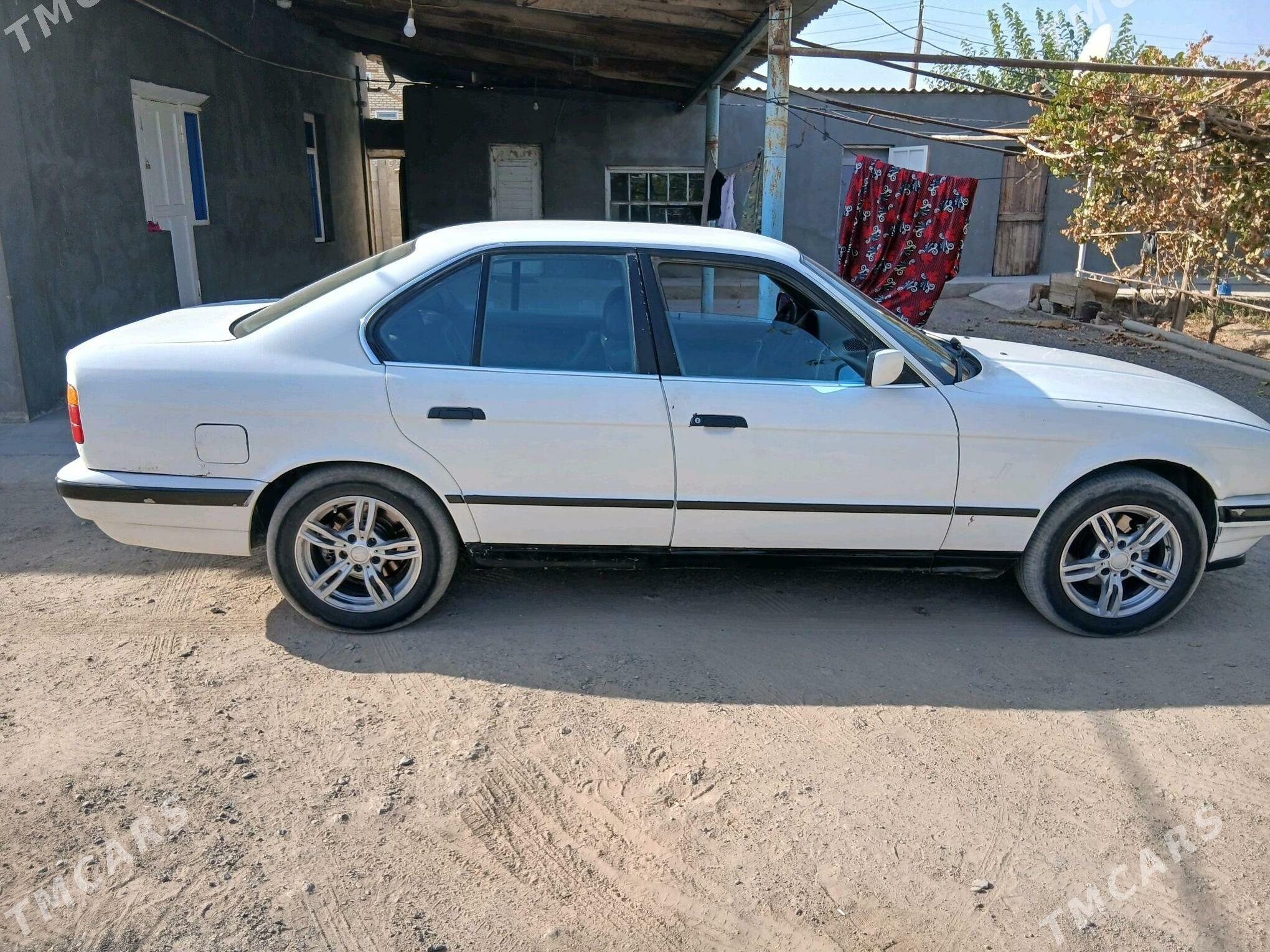 BMW 525 1993 - 50 000 TMT - Mary - img 3