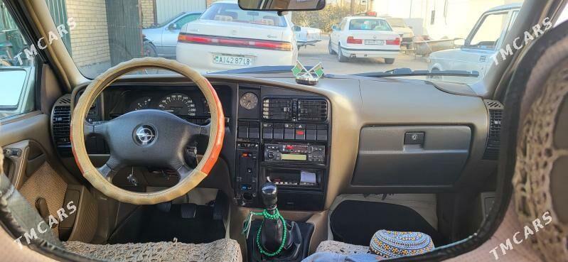 Opel Omega 1990 - 22 000 TMT - Сакар - img 3