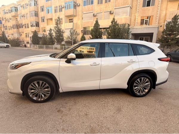 Toyota Highlander 2021 - 647 000 TMT - Мары - img 6