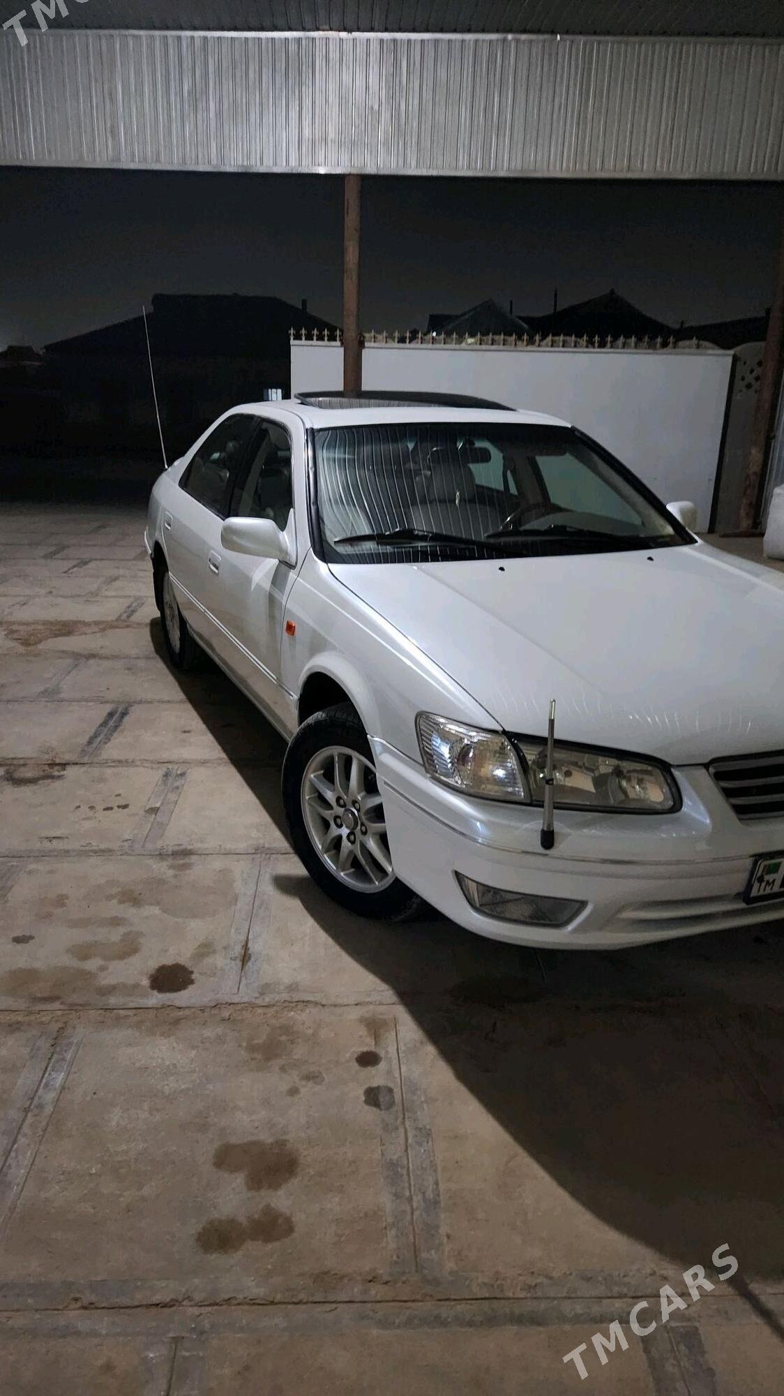 Toyota Camry 2000 - 185 000 TMT - Мары - img 3