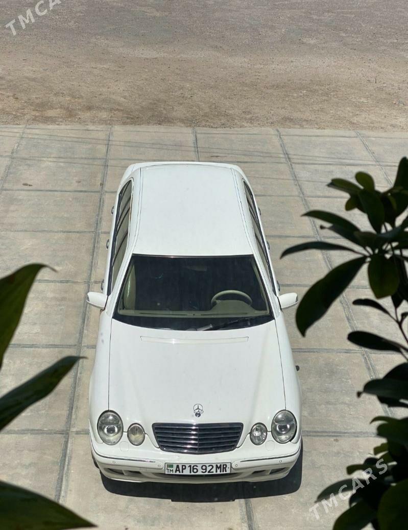 Mercedes-Benz E320 2002 - 80 000 TMT - Ýolöten - img 2