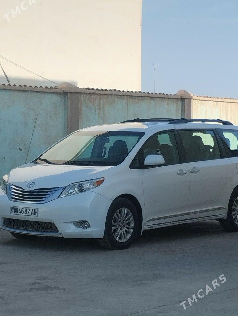 Toyota Sienna 2011 - 300 000 TMT - Tejen - img 5