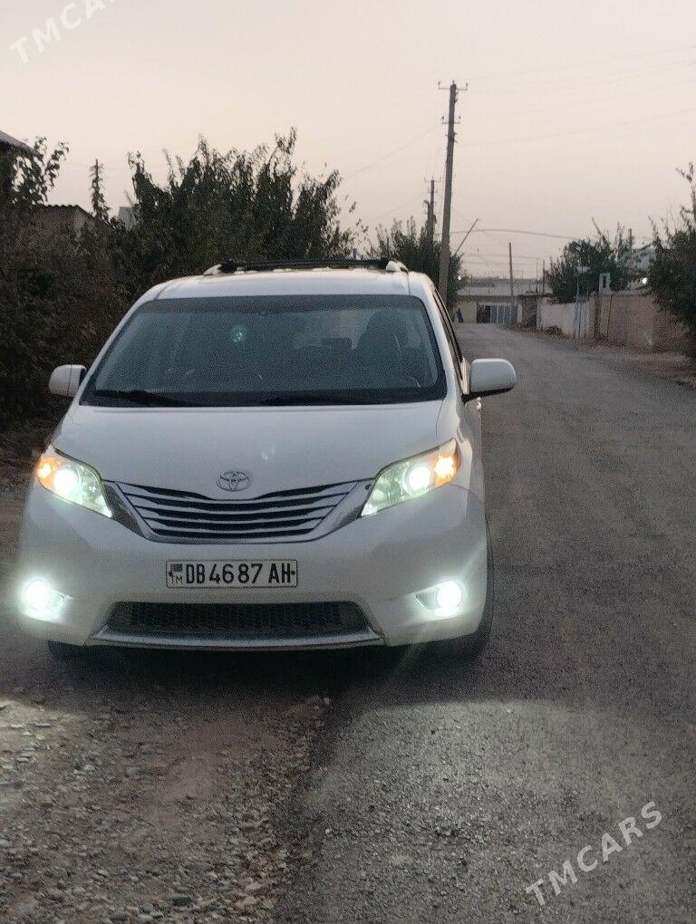 Toyota Sienna 2011 - 300 000 TMT - Tejen - img 3