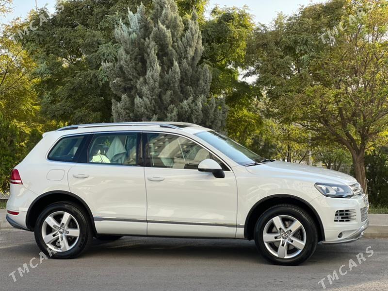 Volkswagen Touareg 2012 - 400 000 TMT - Türkmenbaşy - img 2