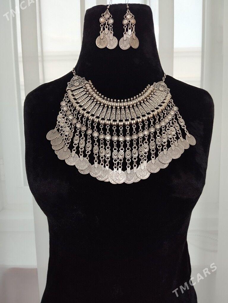 kolye - Улица Ататурка - img 1