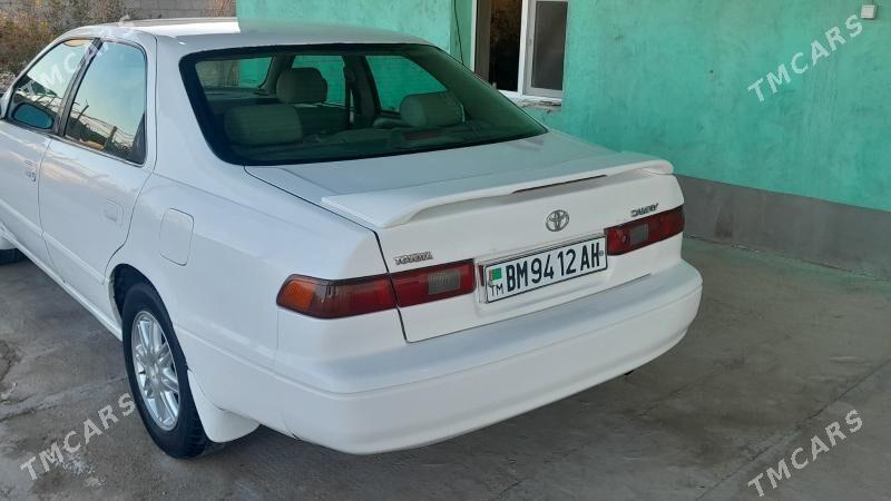 Toyota Camry 1998 - 130 000 TMT - Ak bugdaý etraby - img 2
