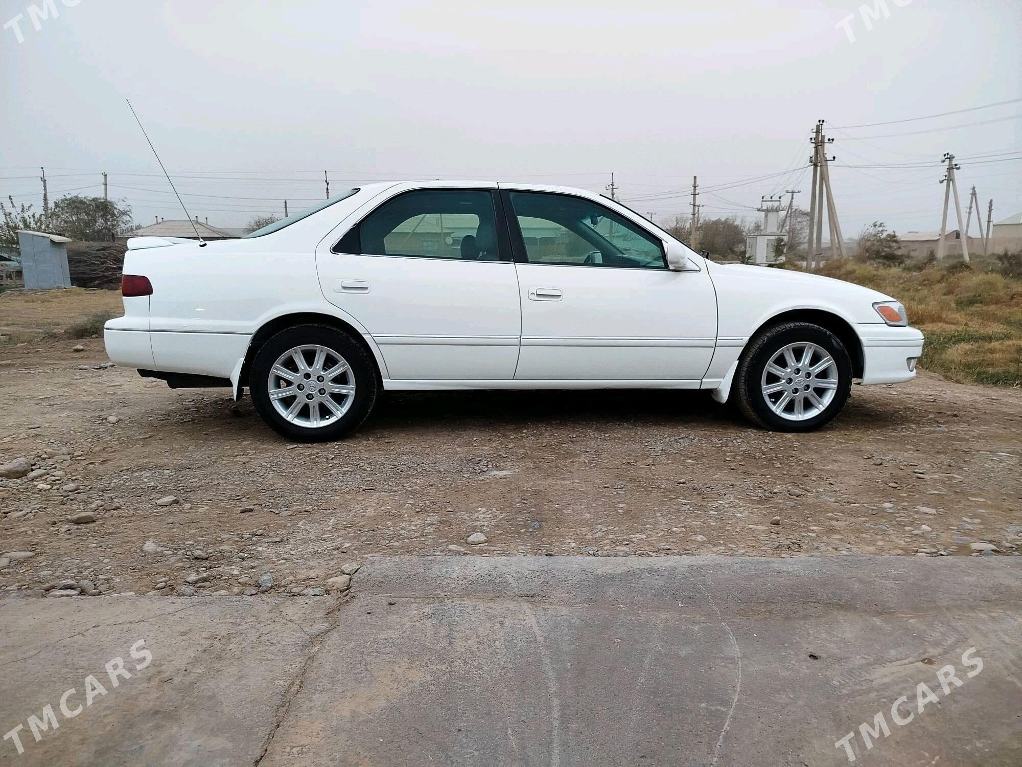 Toyota Camry 2000 - 159 000 TMT - Теджен - img 2