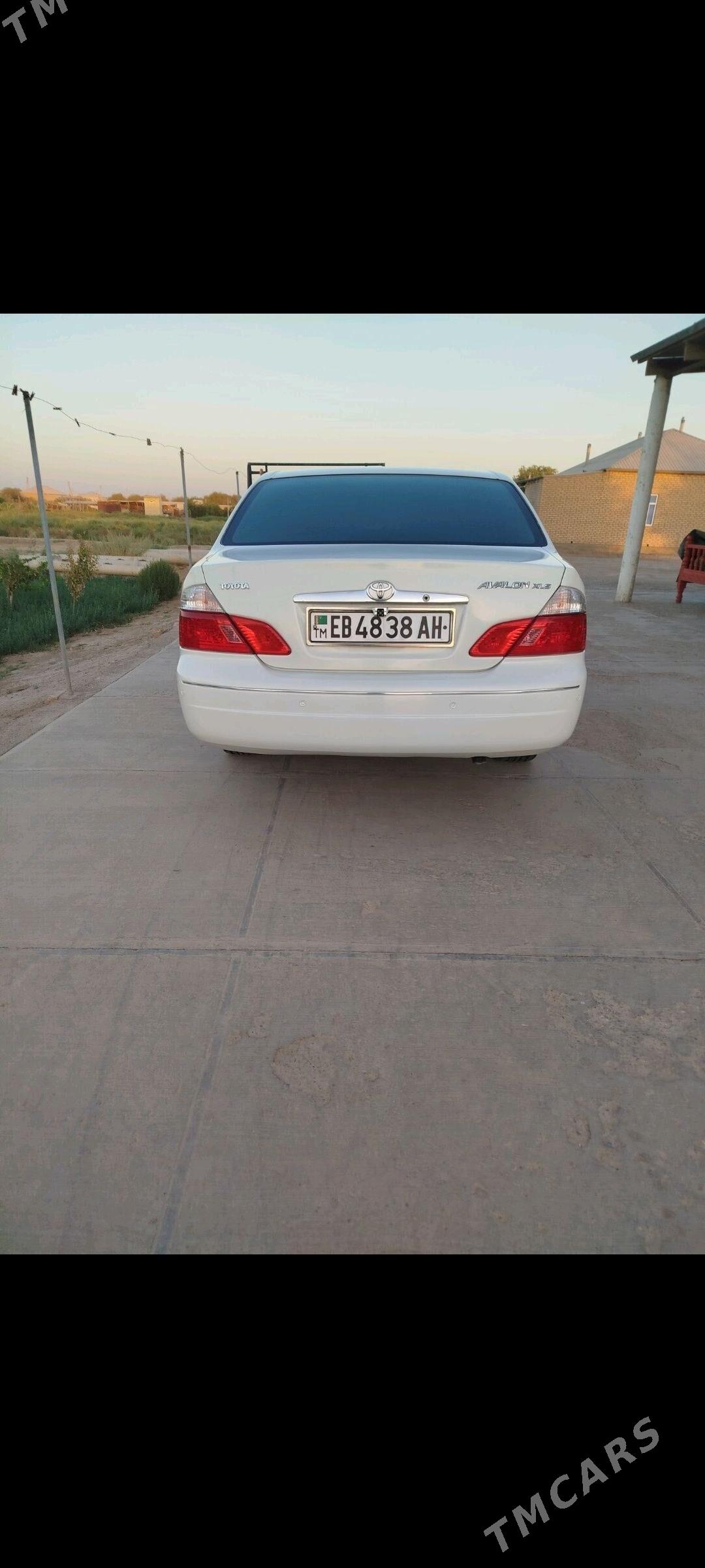 Toyota Avalon 2003 - 190 000 TMT - Теджен - img 1