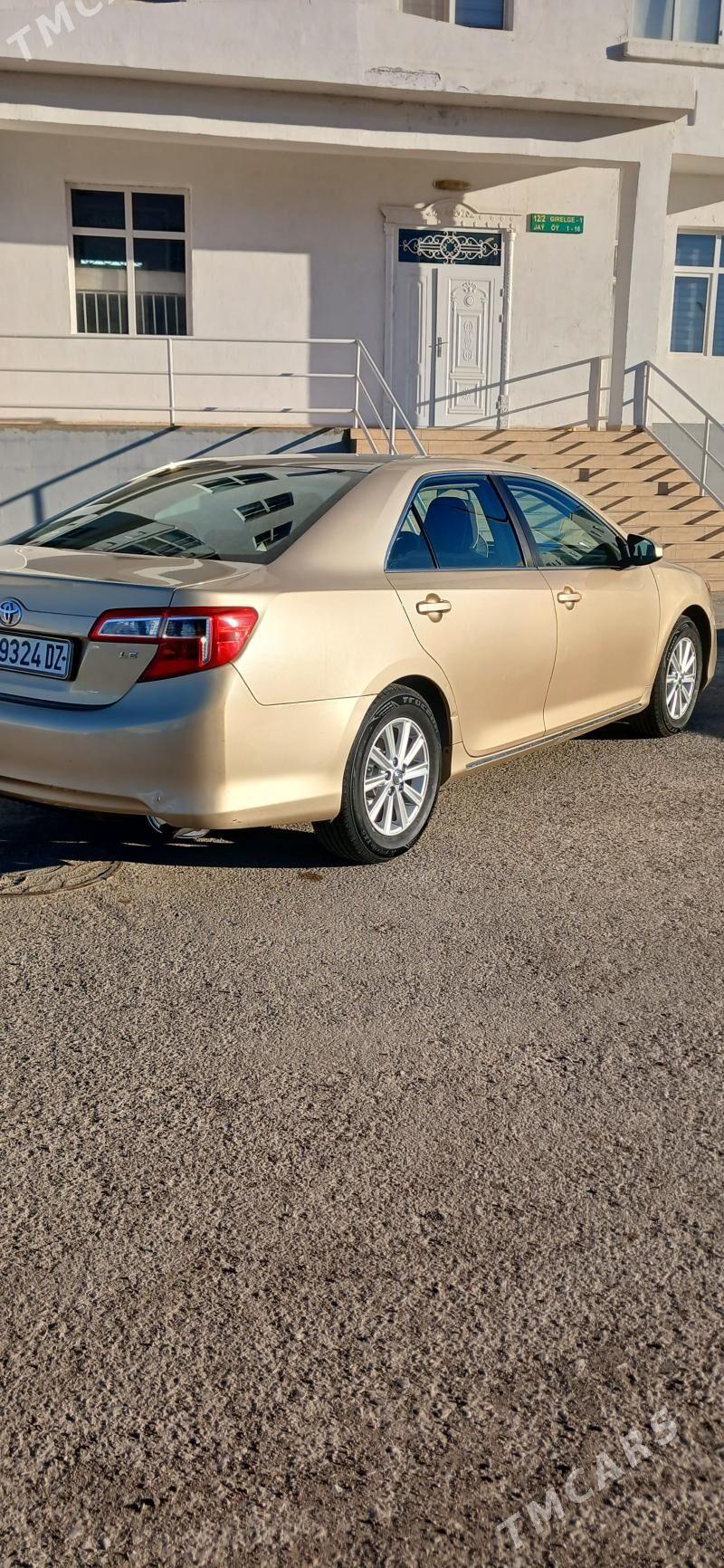 Toyota Camry 2012 - 220 000 TMT - Дашогуз - img 2