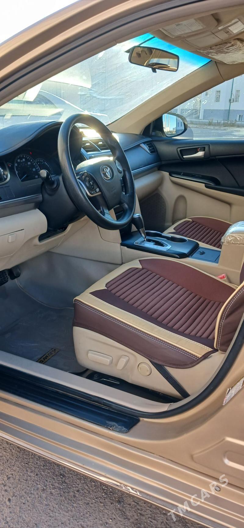 Toyota Camry 2012 - 220 000 TMT - Дашогуз - img 6