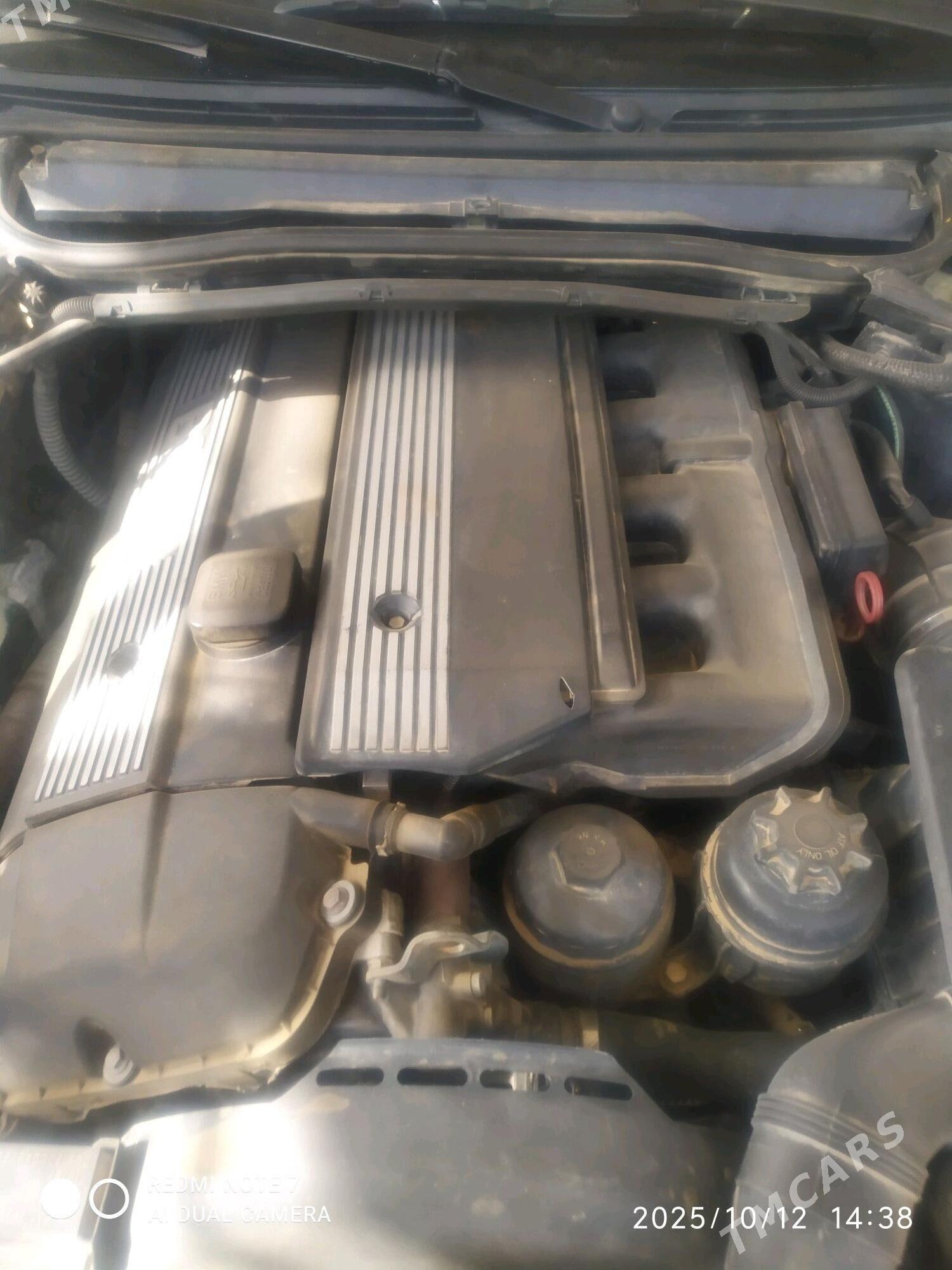 BMW 330 2000 - 100 000 TMT - Ýolöten - img 5