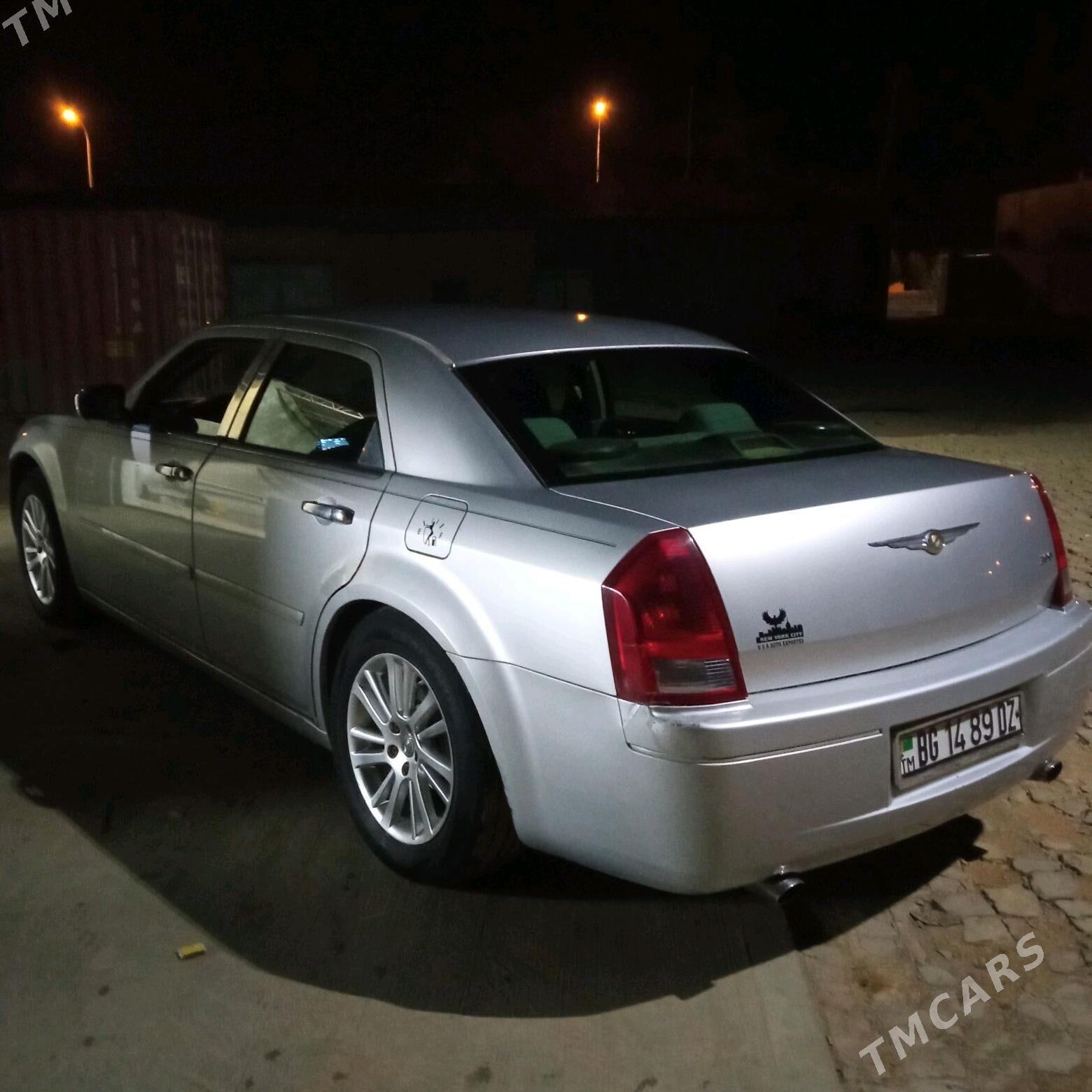 Chrysler 300C 2006 - 100 000 TMT - Гурбансолтан Едже - img 6