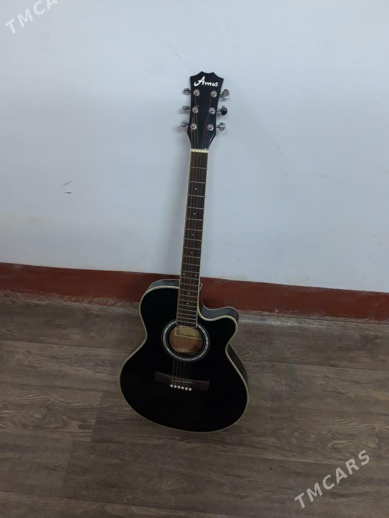 acustic gitara - Ýaşlyk - img 4