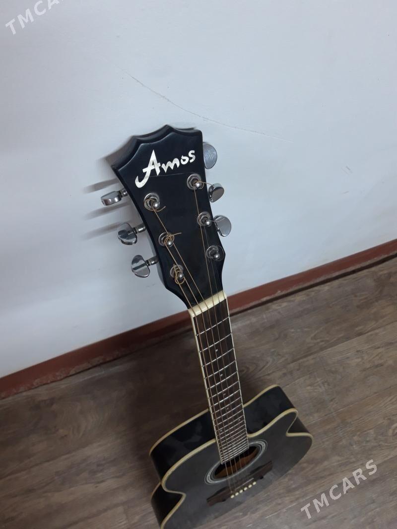 acustic gitara - Ýaşlyk - img 2