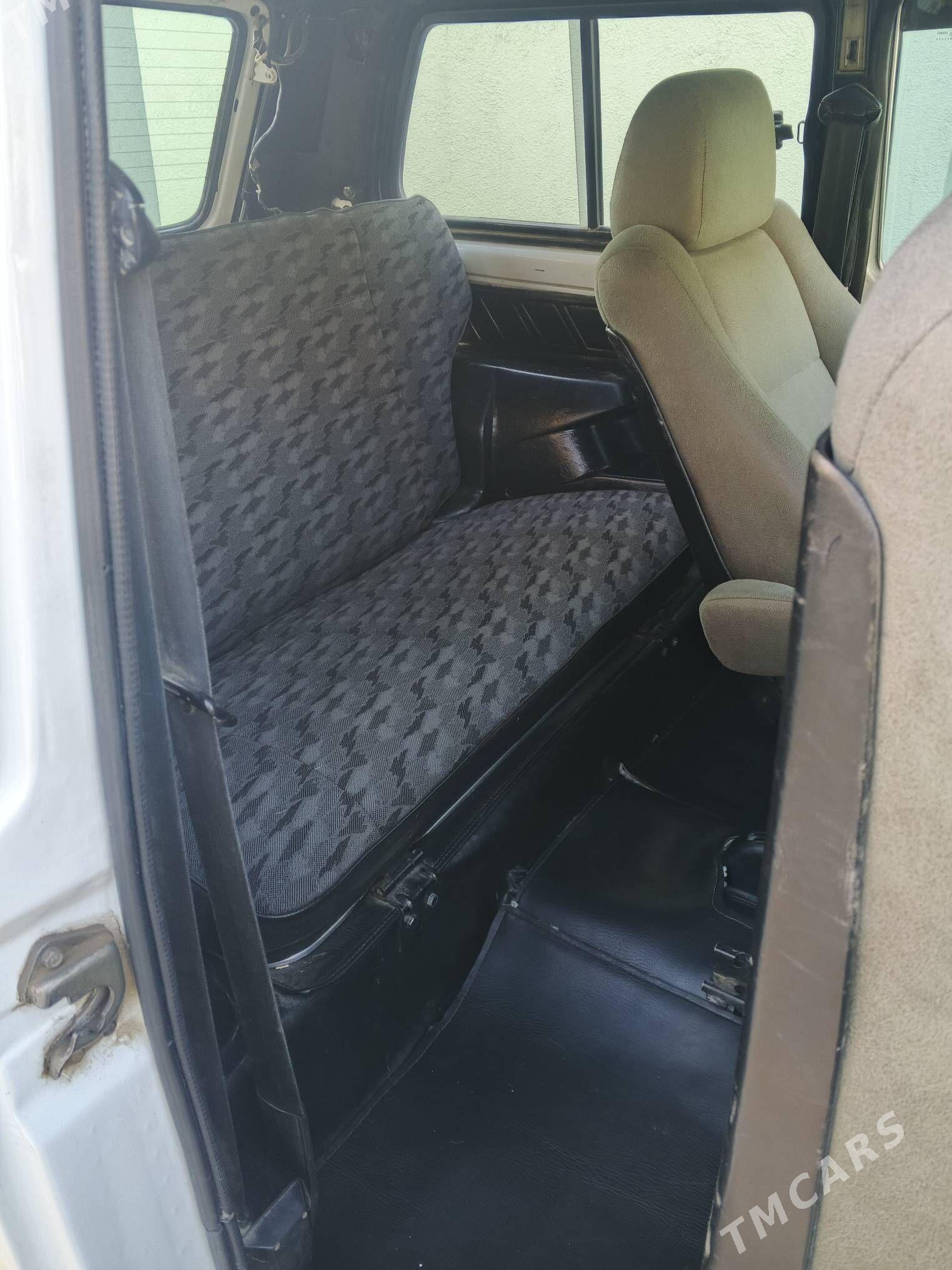 Lada Niva 2003 - 100 000 TMT - Бахарден - img 3