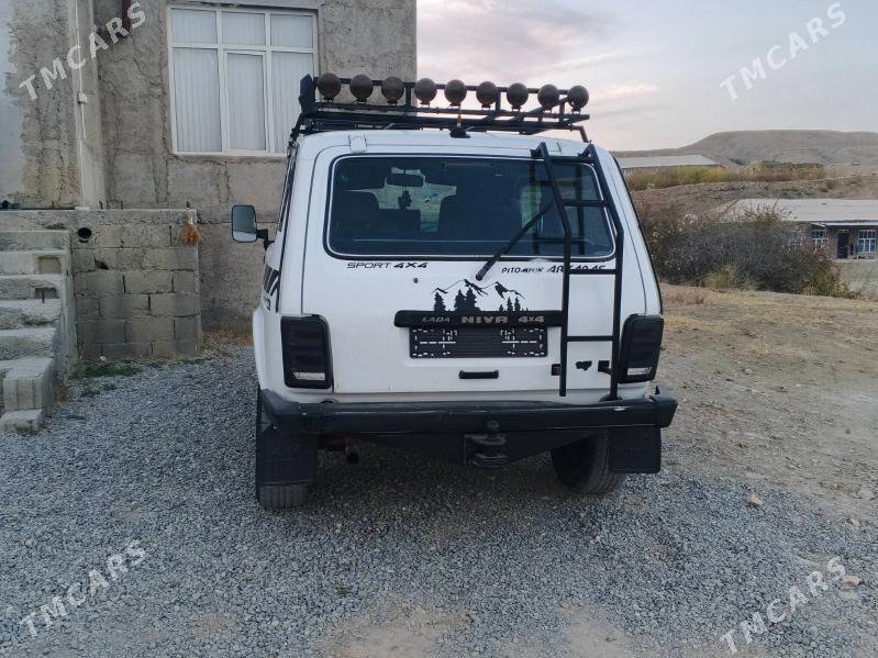 Lada Niva 2003 - 100 000 TMT - Бахарден - img 6