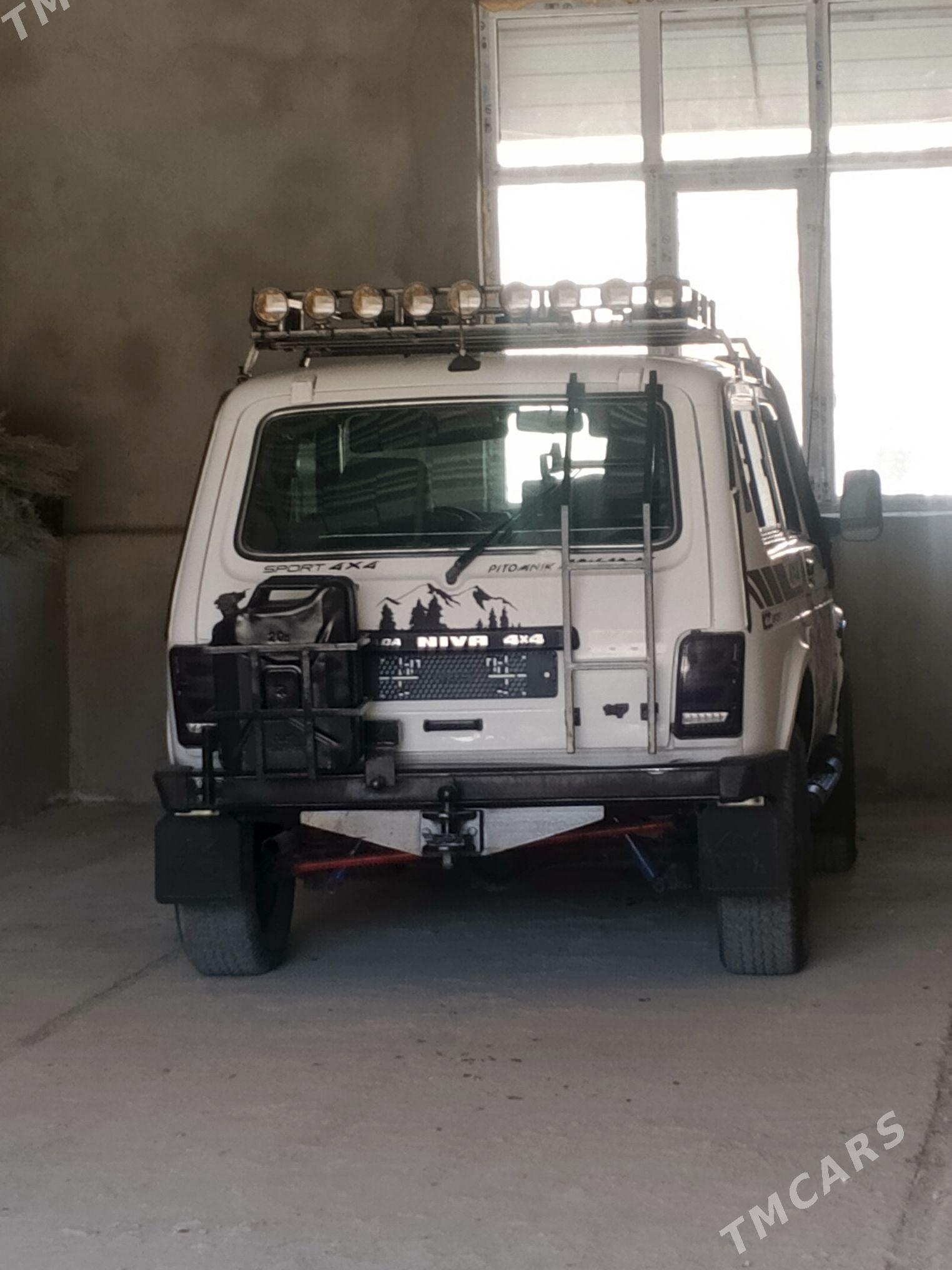 Lada Niva 2003 - 100 000 TMT - Бахарден - img 7