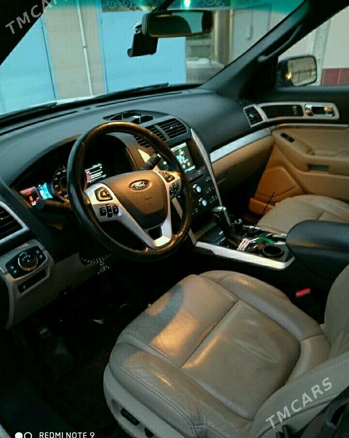 Ford Explorer 2011 - 270 000 TMT - Балканабат - img 3