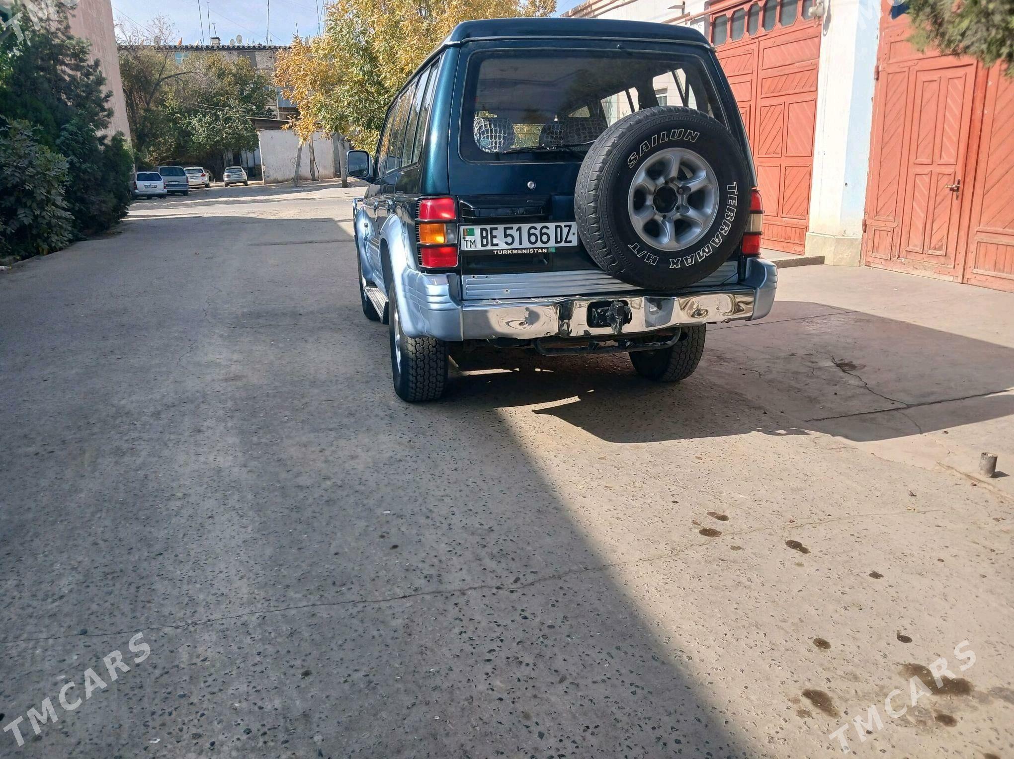 Mitsubishi Pajero 1997 - 70 000 TMT - Дашогуз - img 4