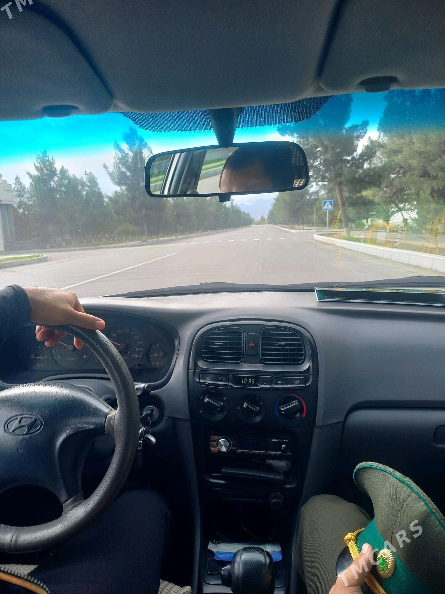 Hyundai Sonata 2001 - 55 000 TMT - Багир - img 1