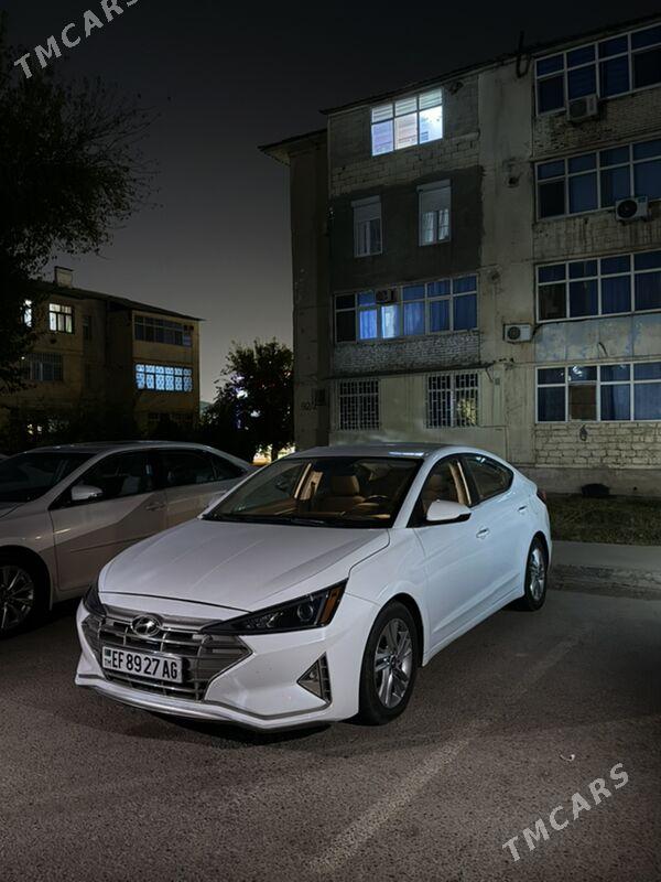 Hyundai Elantra 2020 - 230 000 TMT - 10 мкр - img 1