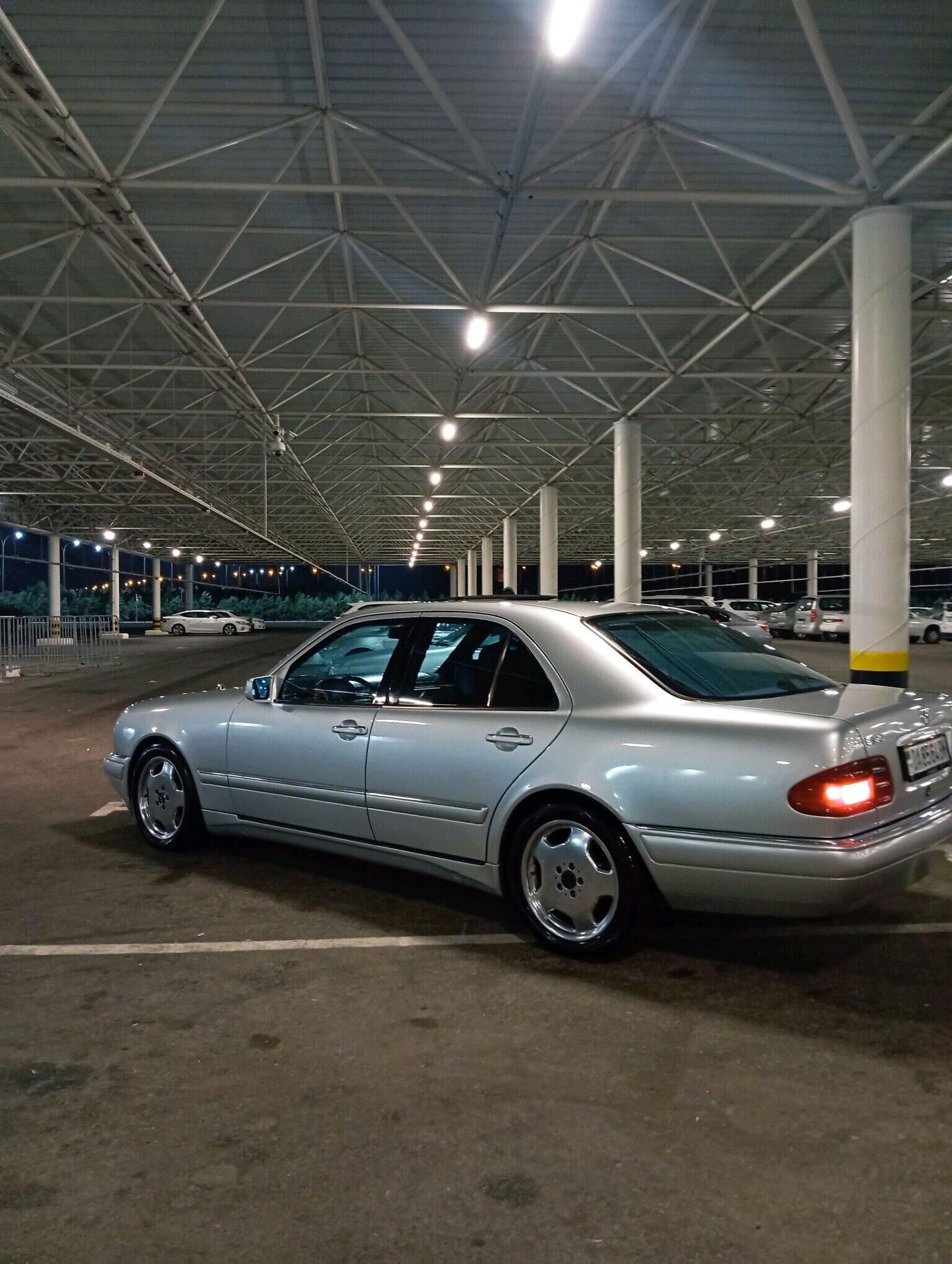 Mercedes-Benz E320 1997 - 135 000 TMT - Туркменбаши - img 3