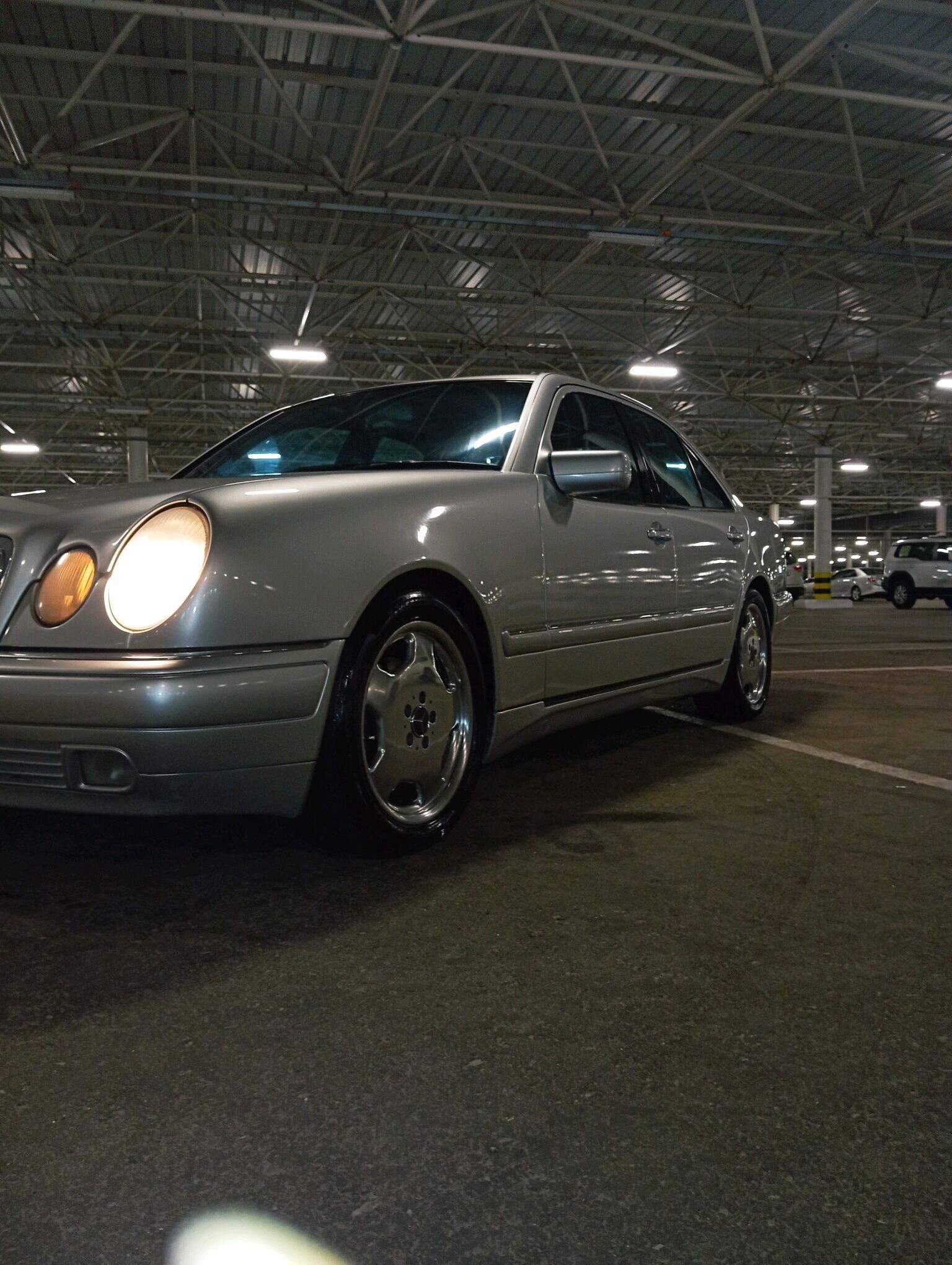 Mercedes-Benz E320 1997 - 135 000 TMT - Туркменбаши - img 4