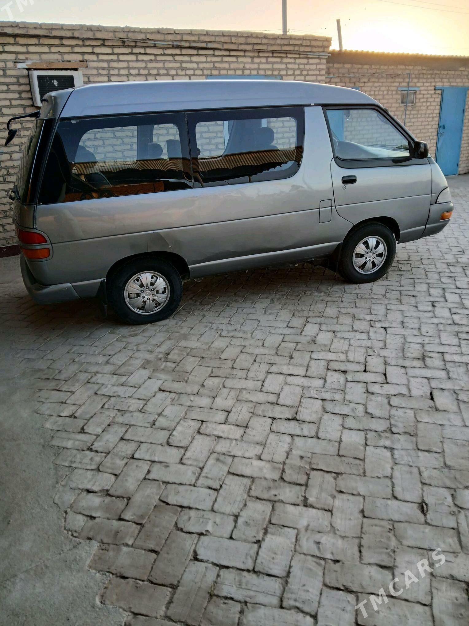 Toyota Hiace 1996 - 70 000 TMT - Baýramaly - img 6