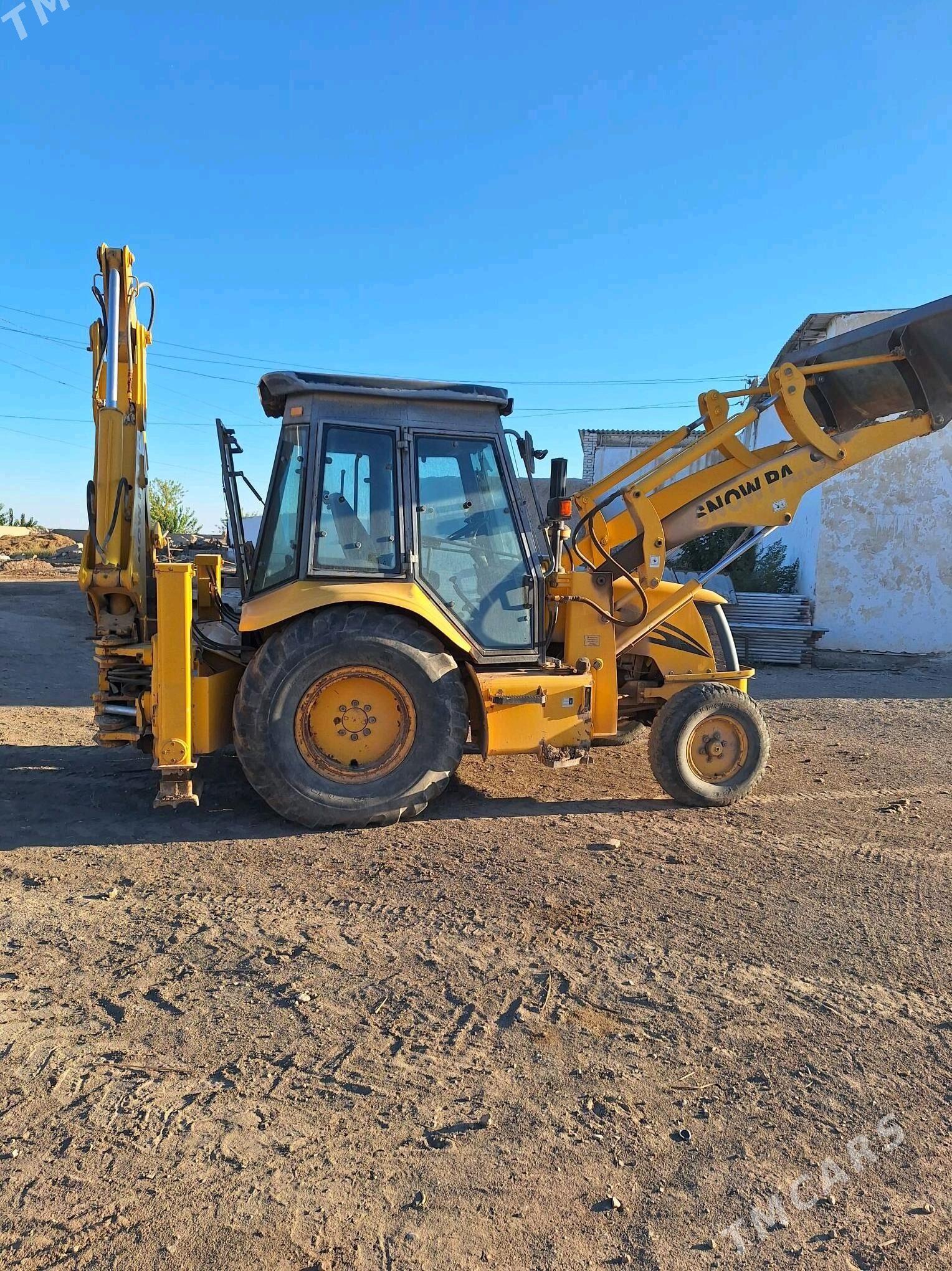JCB ICX 2011 - 250 000 TMT - Gurbansoltan Eje - img 2