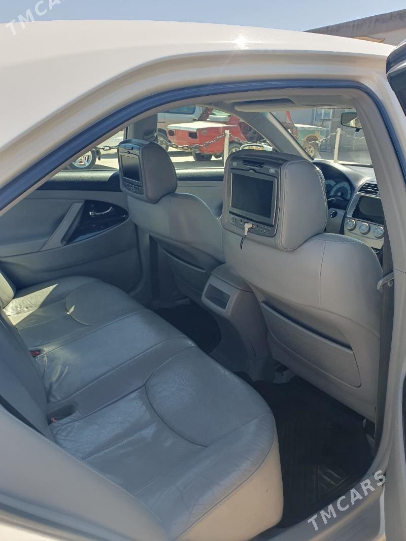 Toyota Camry 2010 - 210 000 TMT - Байрамали - img 5