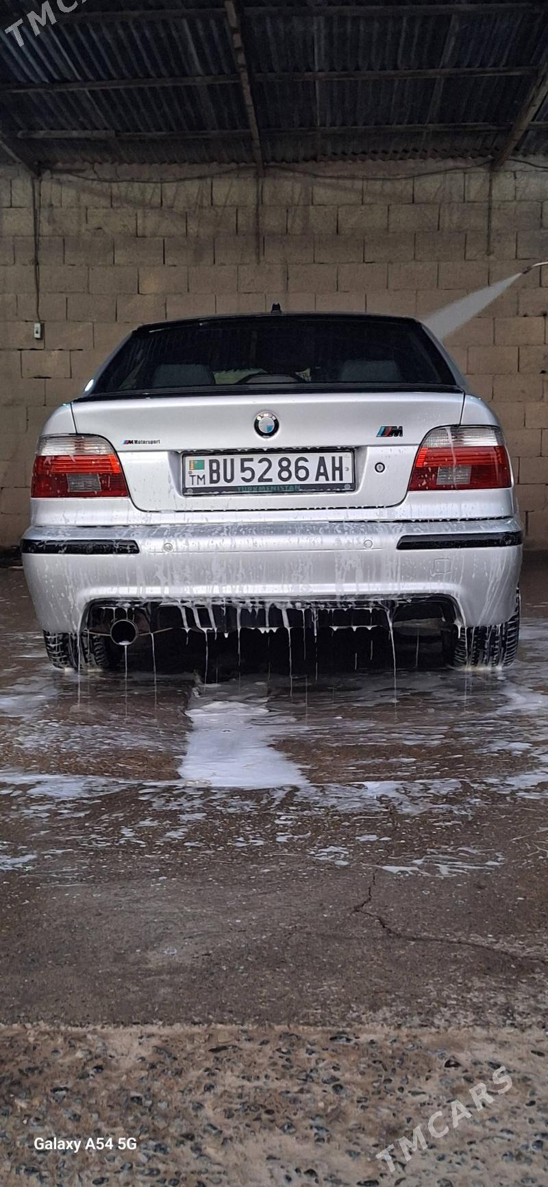 BMW E39 2001 - 135 000 TMT - Tejen - img 9