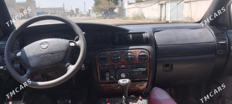 Opel Omega 1998 - 28 000 TMT - Mary - img 5