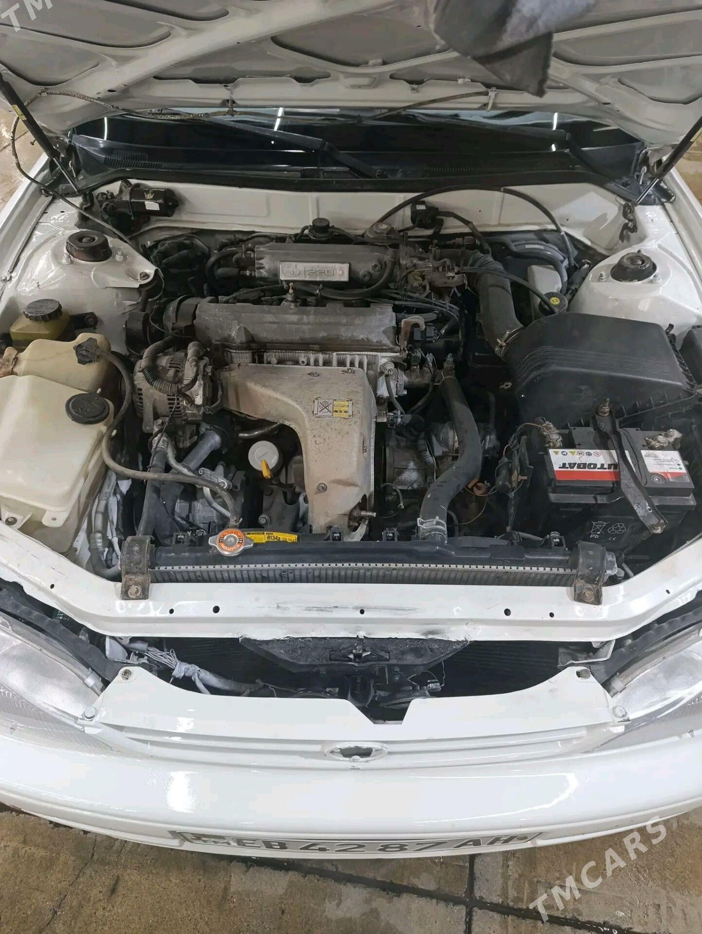 Toyota Camry 1992 - 78 000 TMT - Теджен - img 4