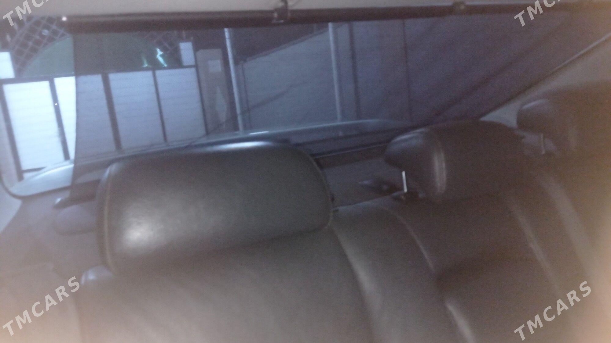 Toyota Camry 2005 - 237 000 TMT - Дашогуз - img 9