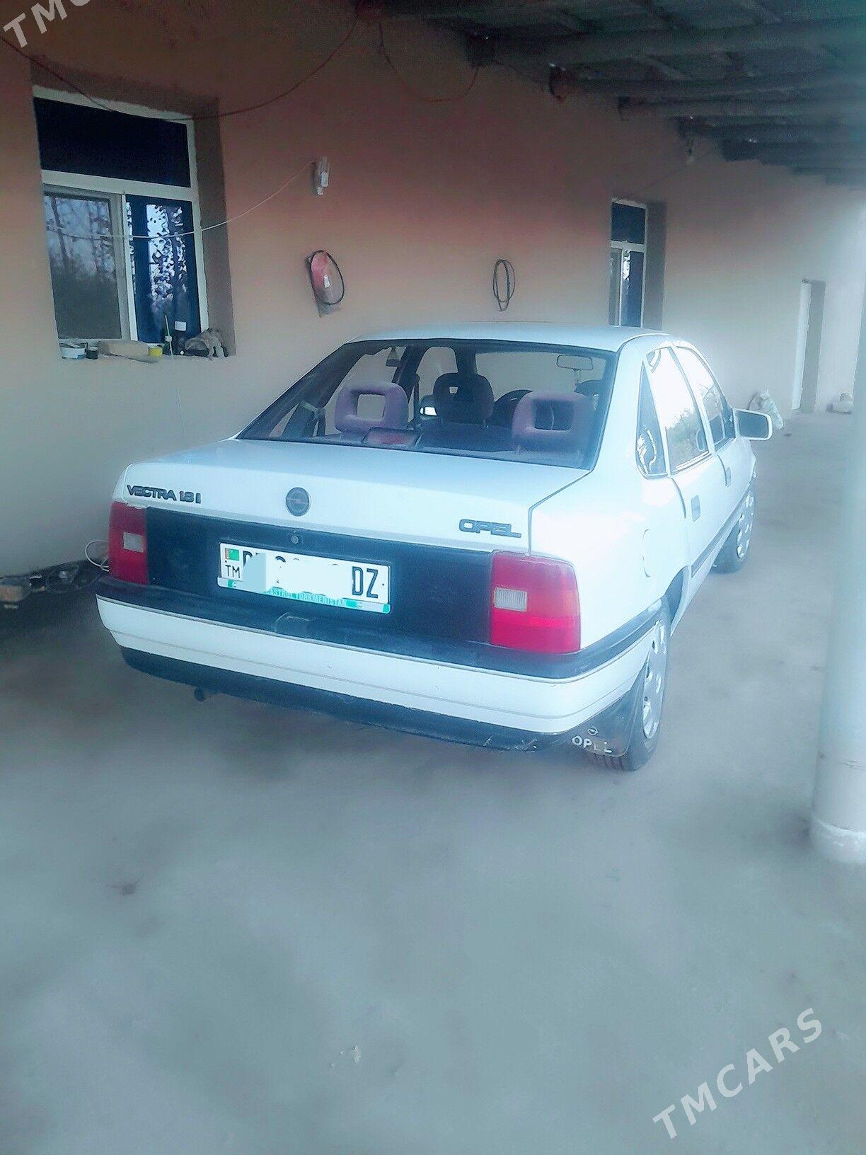 Opel Vectra 1990 - 32 000 TMT - Gurbansoltan Eje - img 1