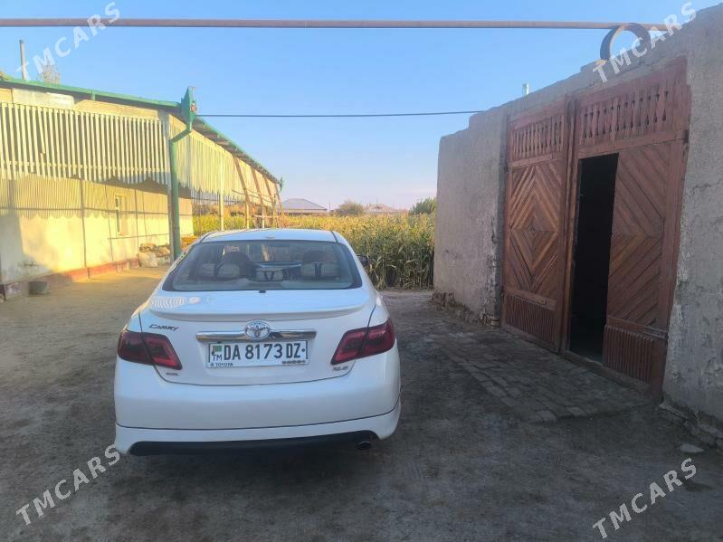 Toyota Camry 2008 - 170 000 TMT - Гороглы (Тагта) - img 3