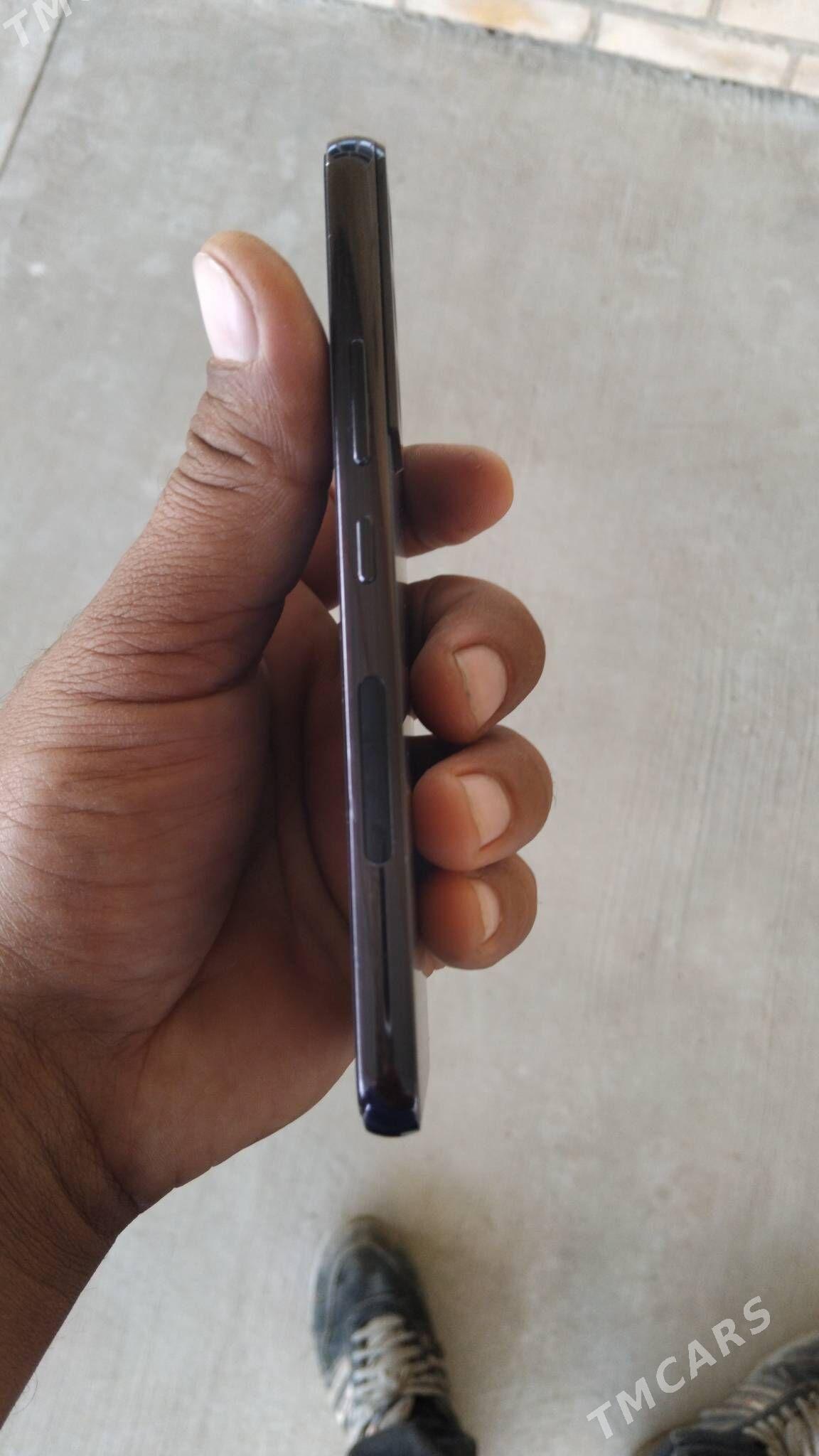 Samsung S22 - Халач - img 7