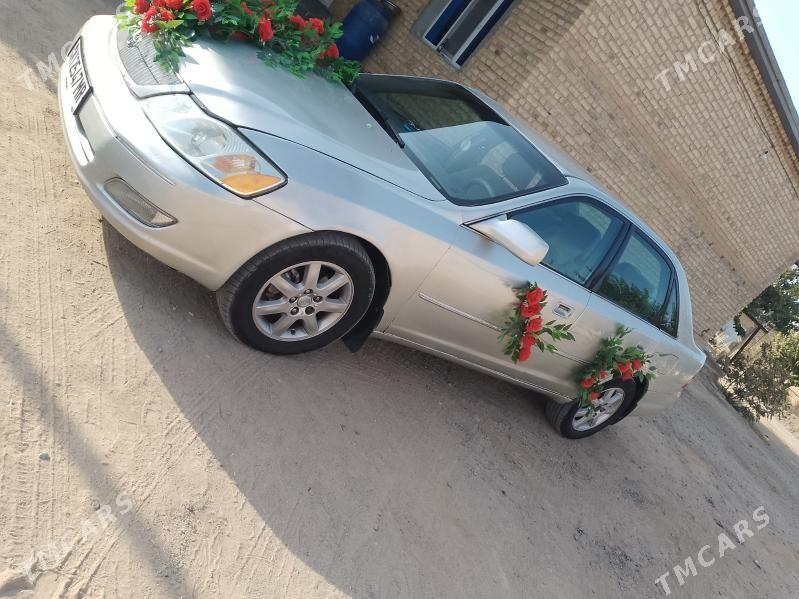 Toyota Avalon 2001 - 160 000 TMT - Байрамали - img 1