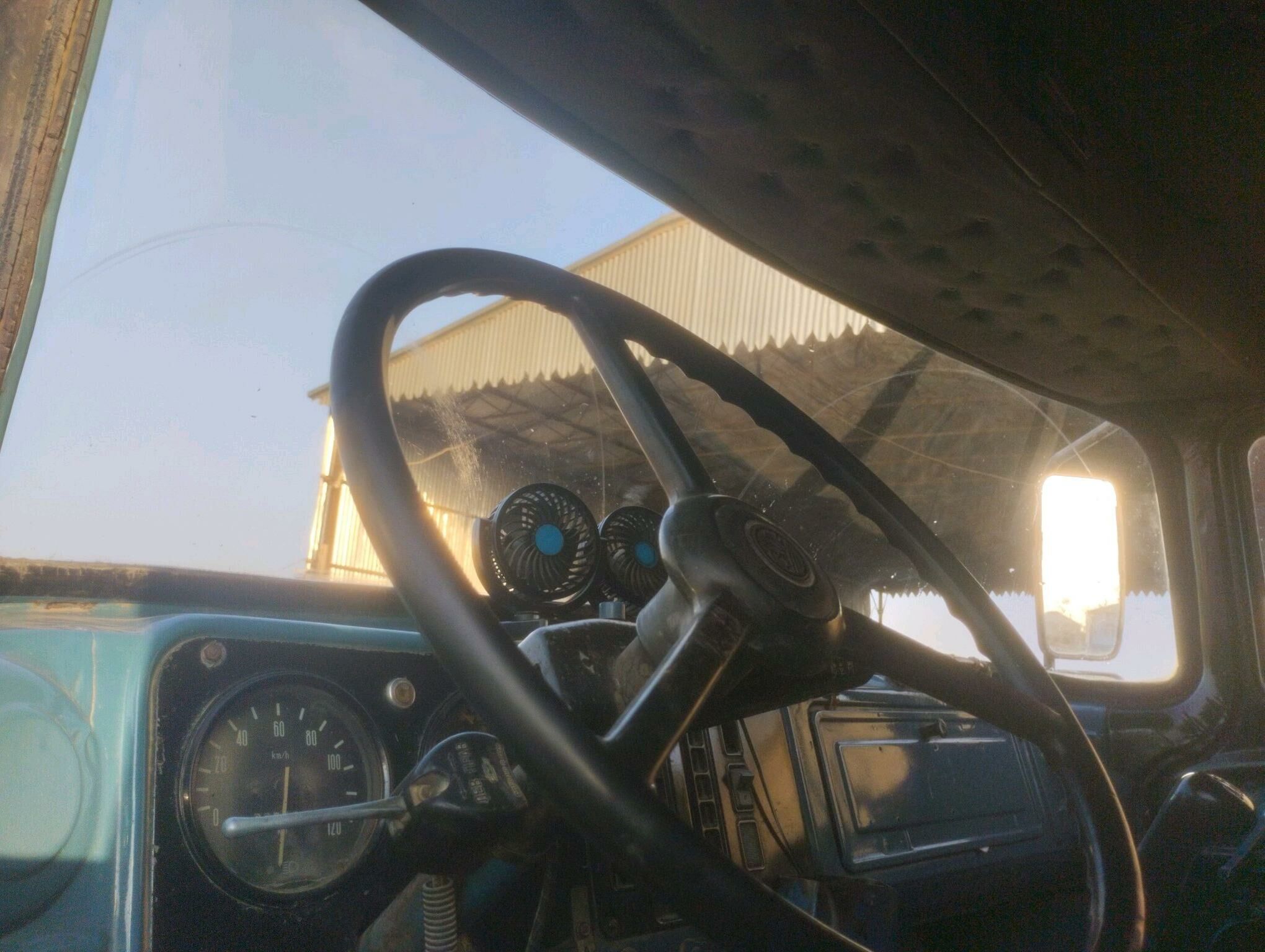 Zil 130 1999 - 105 000 TMT - Garagum etraby - img 5