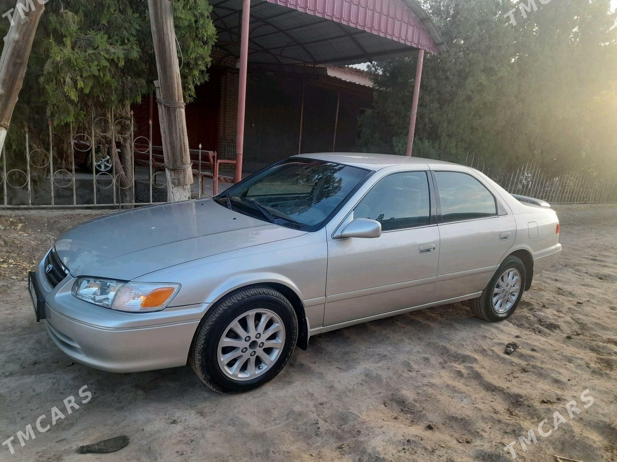 Toyota Camry 2000 - 166 000 TMT - Дашогуз - img 3