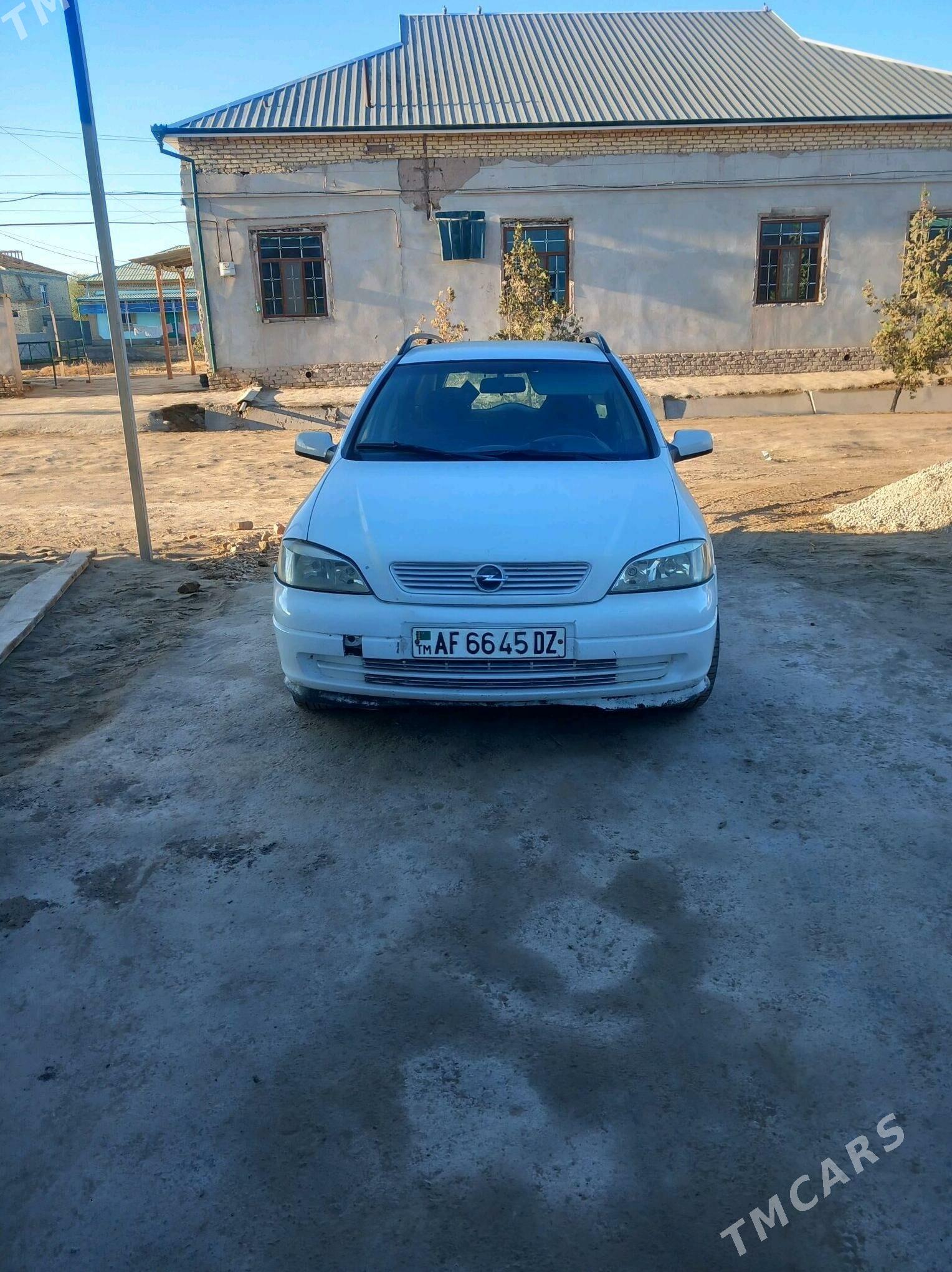 Opel Astra 1998 - 80 000 TMT - Гурбансолтан Едже - img 4