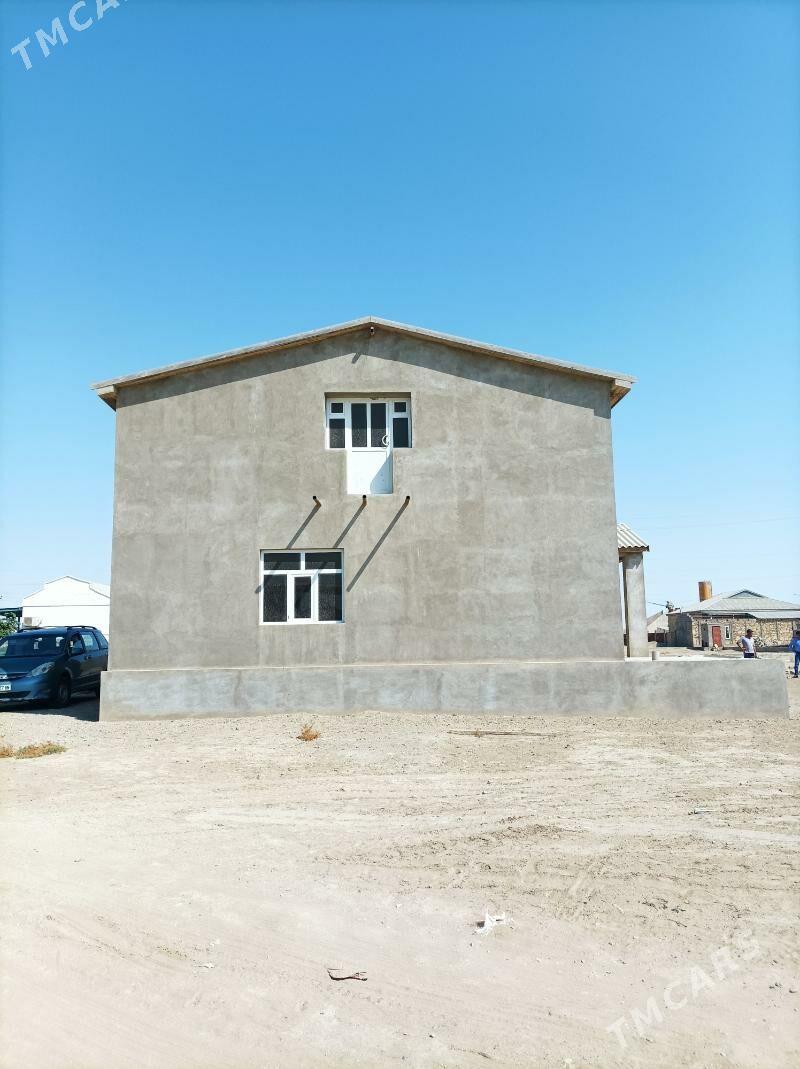 jay - Esenguly - img 3