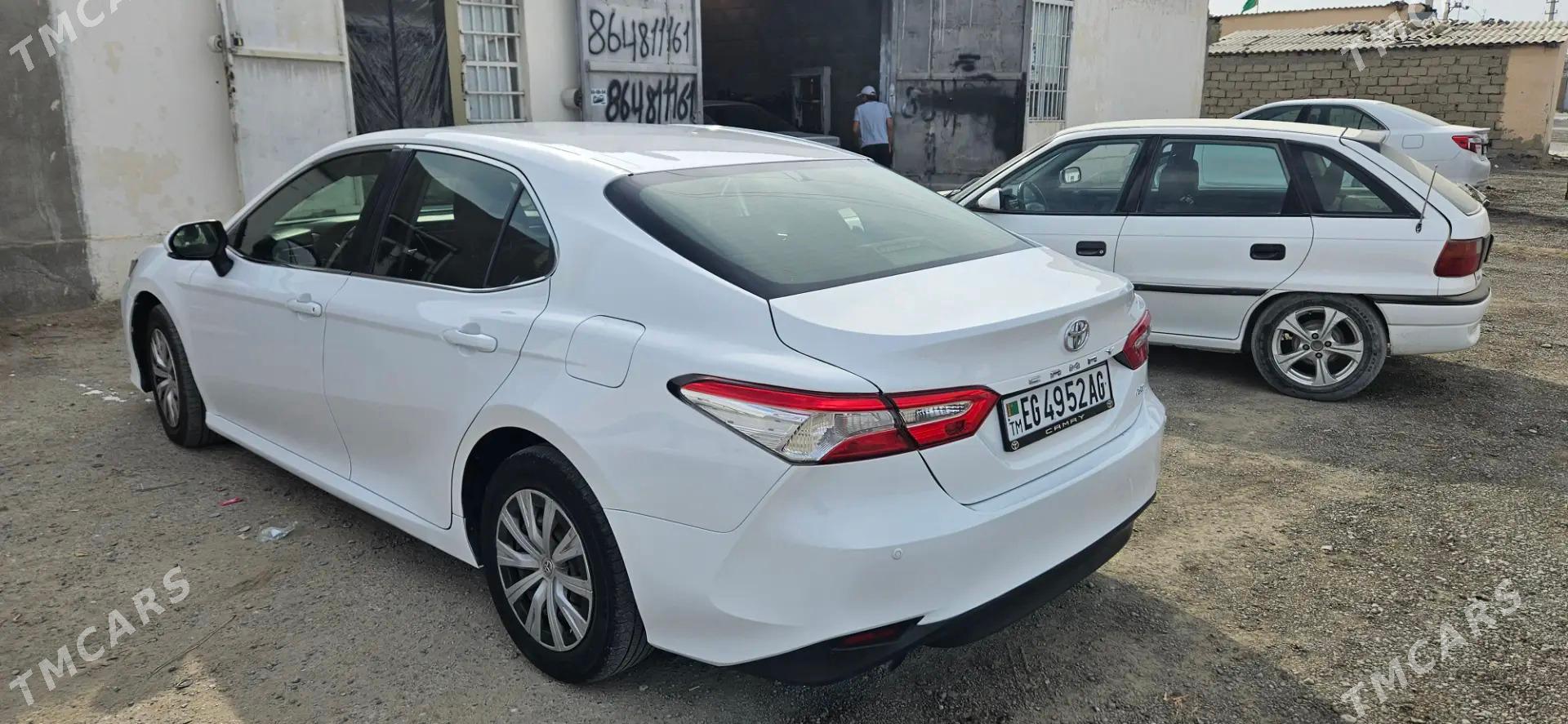 Toyota Camry 2020 - 260 000 TMT - Aşgabat - img 2