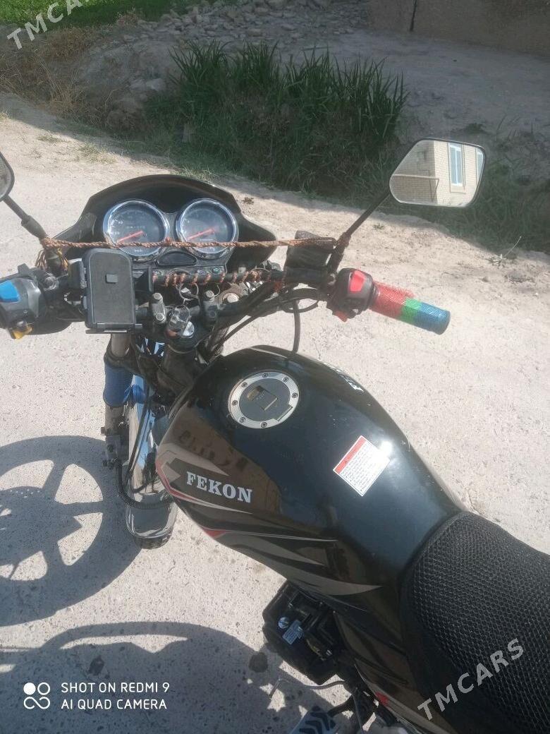 Fekon FK200-14G 2014 - 20 000 TMT - Дянев - img 1